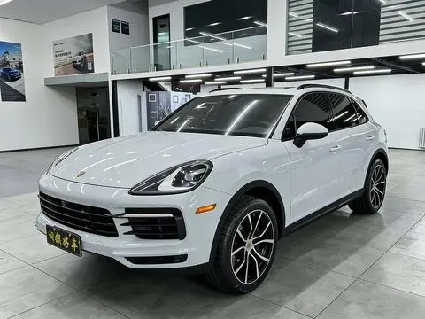 Porsche Cayenne 2021 — фото 1