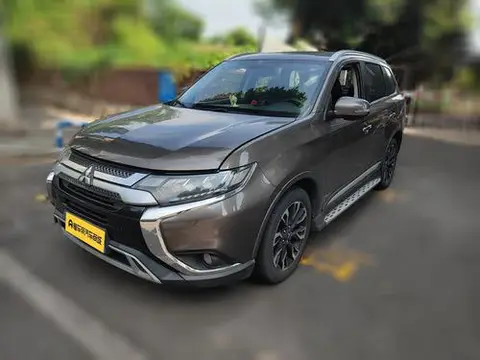 Mitsubishi 欧蓝德 2019