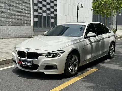 BMW 3 Series 2018 — фото 1