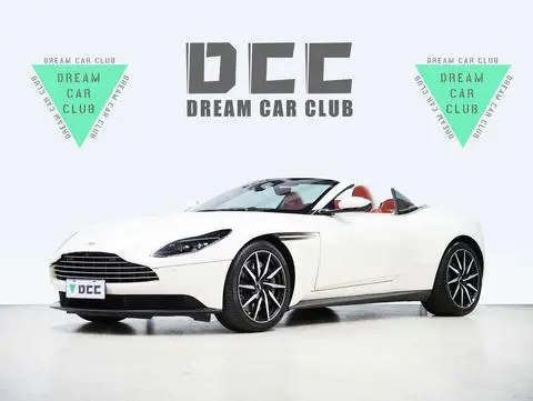 Aston Martin DB11 2019