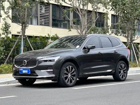 Volvo XC60 2022