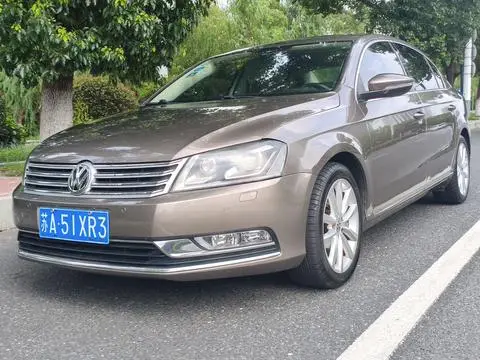 Volkswagen Magotan 2013