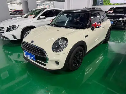 MINI MINI 2019