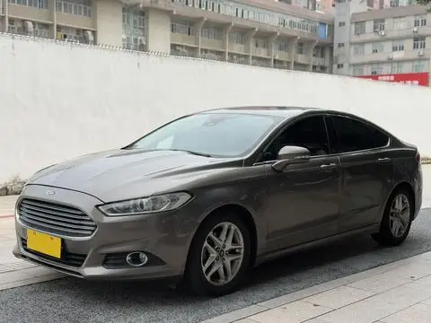 Ford 蒙迪欧 2013