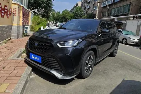 Toyota Crown Kluger 2021