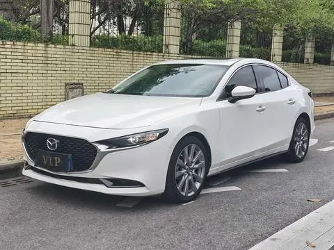 Mazda 3 昂克赛拉 2021 — фото 1