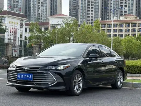 Toyota 亚洲龙 2019