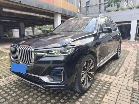 BMW X7 2022