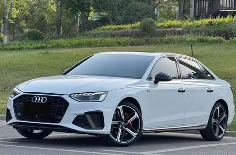 Audi A4L 2020