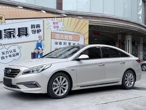 Hyundai 索纳塔九 2015
