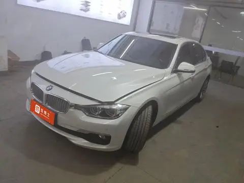BMW 3 Series 2019 — фото 1