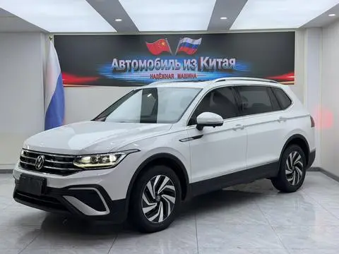 Volkswagen Tiguan L 2023