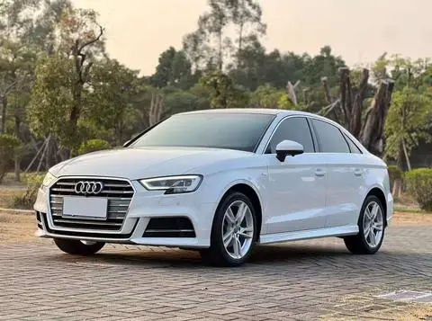 Audi A3 2020 — фото 1