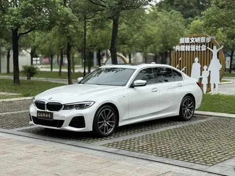 BMW 3 Series 2021