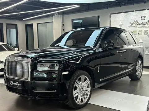 Rolls Royce Cullinan 2018