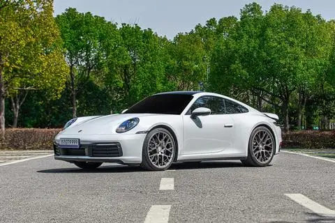 Porsche 911 2020
