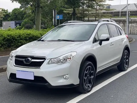 Subaru XV 2012 — фото 1