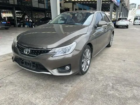 Toyota Reiz 2013