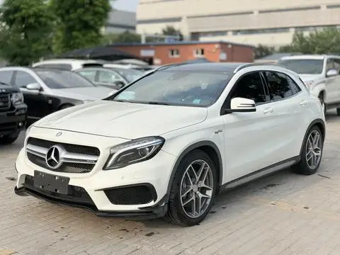 Mercedes-Benz GLA AMG 2015