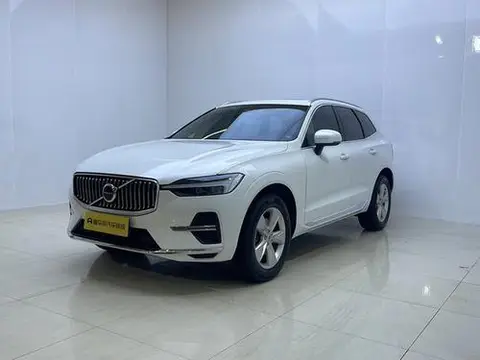 Volvo XC60 2022