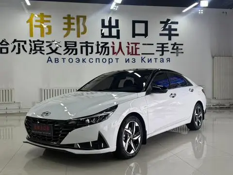 Hyundai Elantra 2022