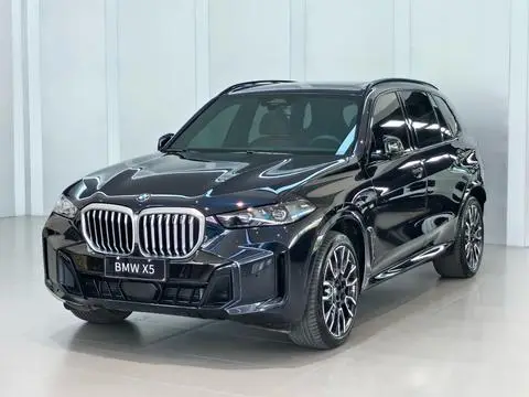 BMW X5 2023 — фото 1
