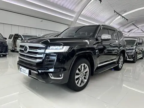 Toyota Land Cruiser 2023 — фото 1