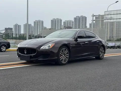 Maserati Quattroporte 2015