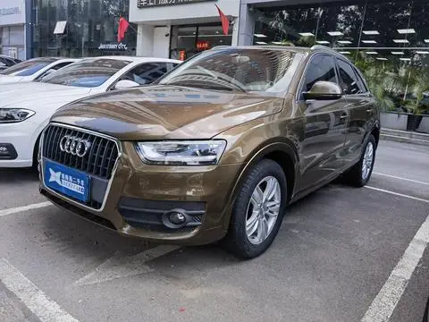 Audi Q3 2015 — фото 1