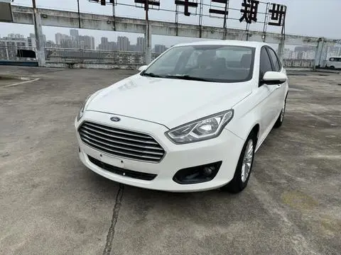 Ford Escort 2015