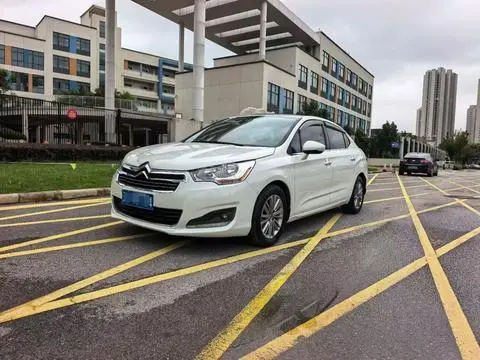 Citroën C4L 2014