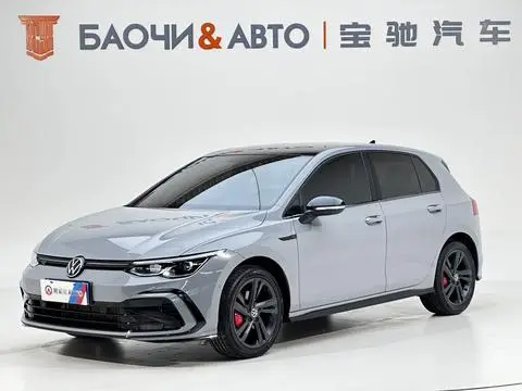 Volkswagen Golf 2021