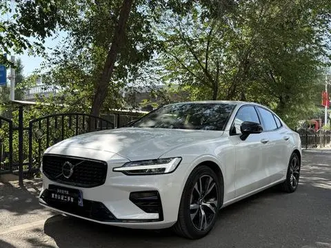 Volvo S60 2026