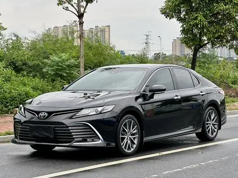 Toyota Camry 2021