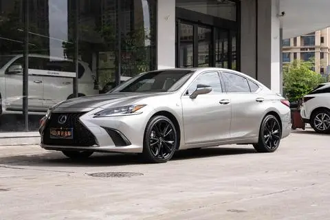 Lexus ES 2021