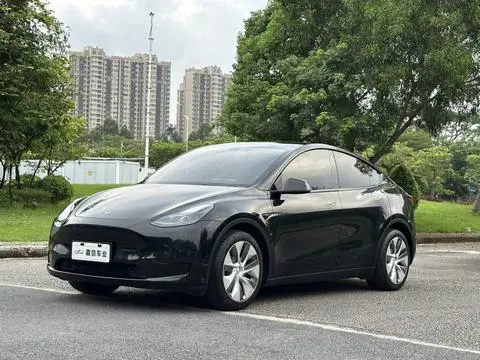 Tesla Model Y 2022 — фото 1
