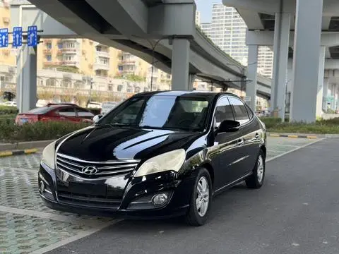 Hyundai 悦动 2011