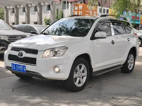 Toyota RAV4 2011