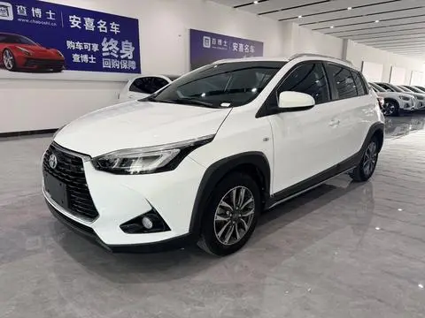 Toyota YARIS L 2022