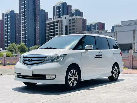 Honda 艾力绅 2012