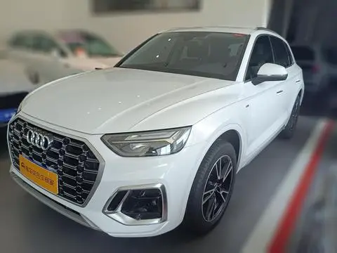 Audi Q5L 2022