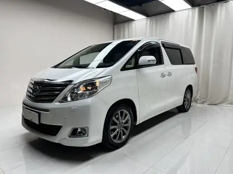 Toyota 埃尔法 2012