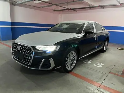 Audi A8 2025
