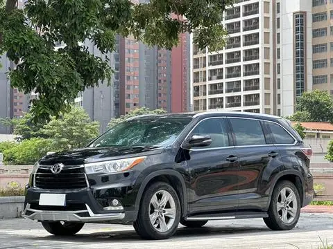 Toyota Highlander 2015