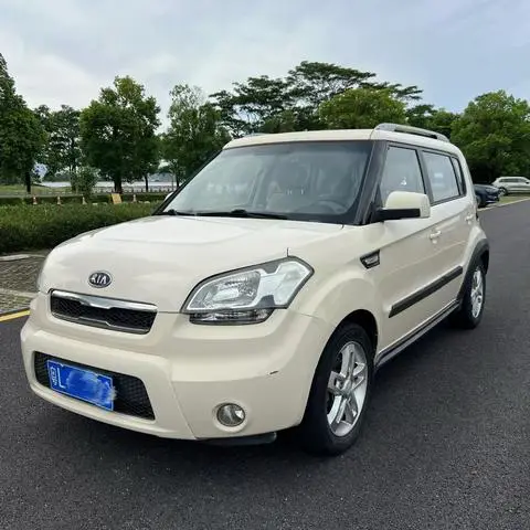 Kia 秀尔 2012
