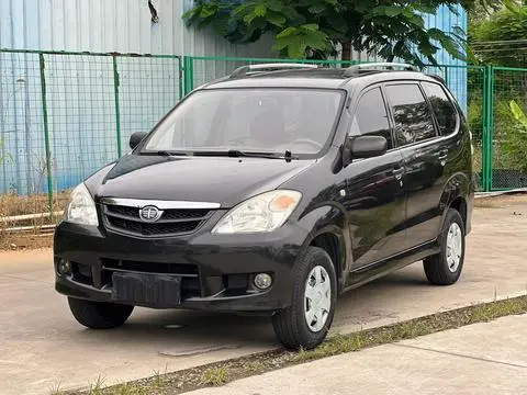 FAW 森雅M80 2014