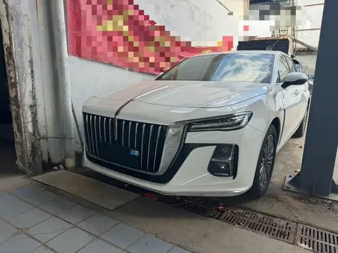 Hongqi H5 2025