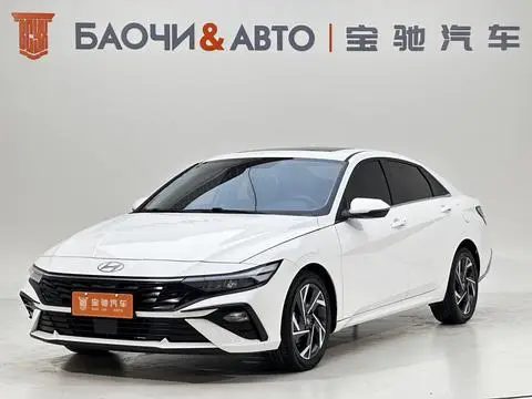 Hyundai Elantra 2023