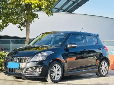 Suzuki 速翼特 2014