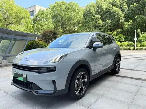 Lynk & Co 06 EM-P 2023